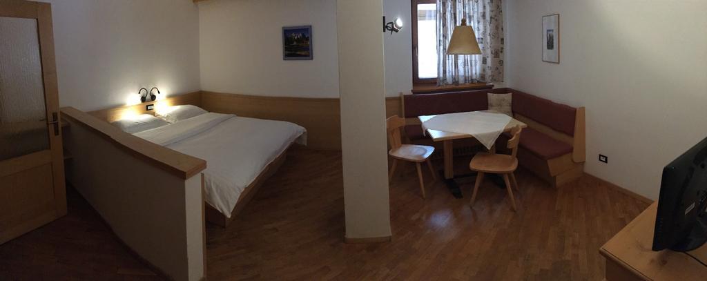 Bed & Breakfast Garni Tobia Campitello di Fassa Εξωτερικό φωτογραφία