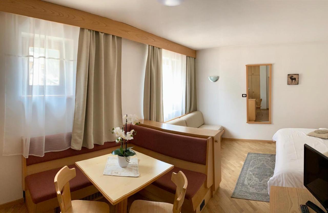 Bed & Breakfast Garni Tobia Campitello di Fassa Εξωτερικό φωτογραφία
