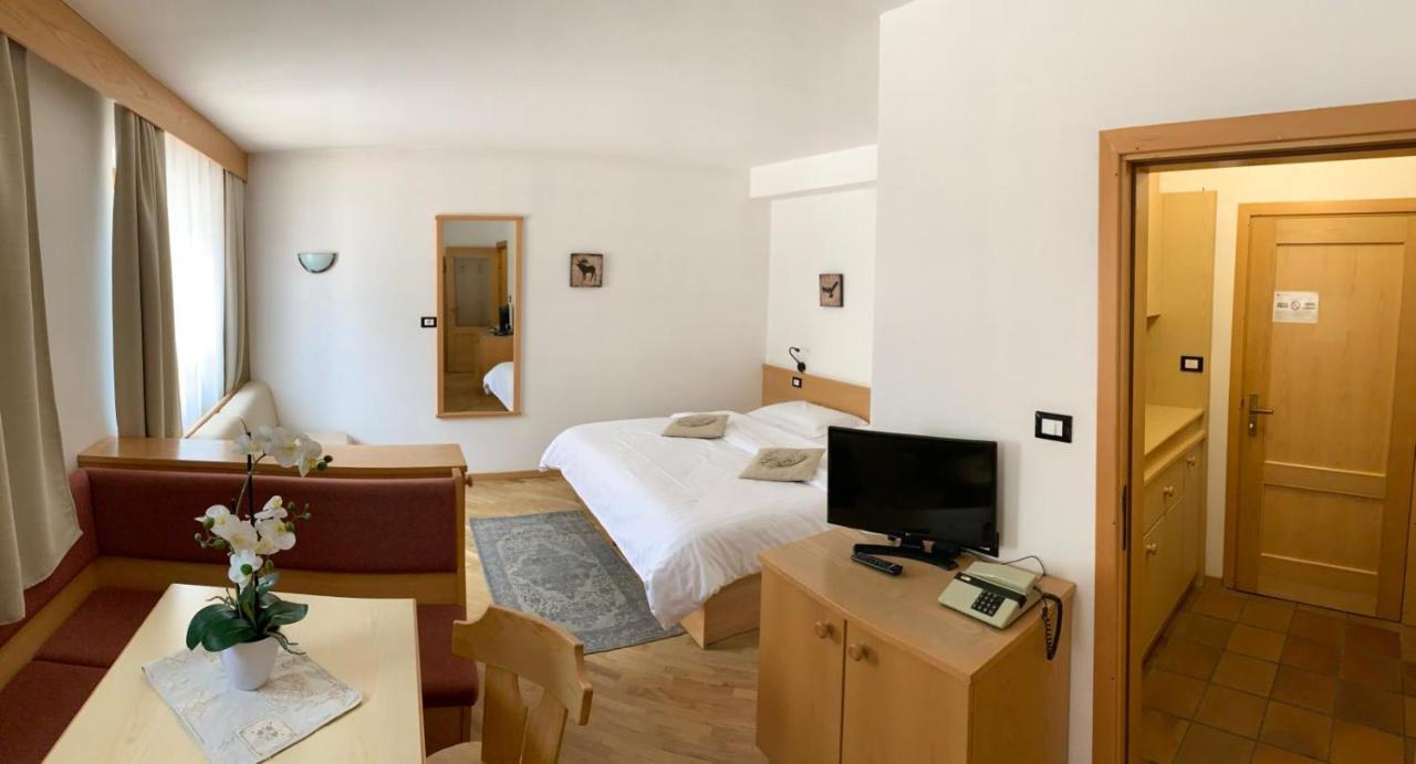 Bed & Breakfast Garni Tobia Campitello di Fassa Εξωτερικό φωτογραφία